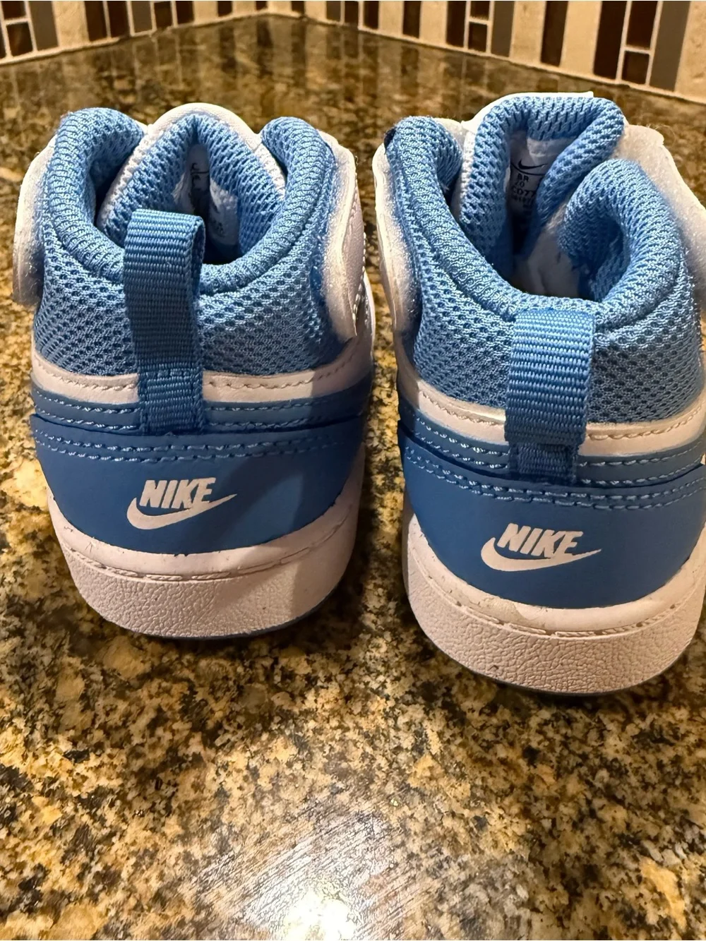Nike Court Borough Mid 2 Toddler 5C White University Blue CD7784-123 Sneaker